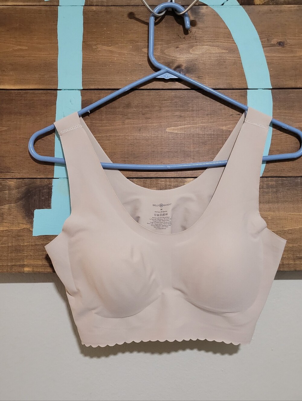Belly Bandit Nude Seamless Scallop Hem Comfort Sports Bralette Bra Size Medium